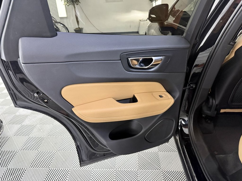 Used Volvo XC60 2018 for sale - 76711331: Photo 19