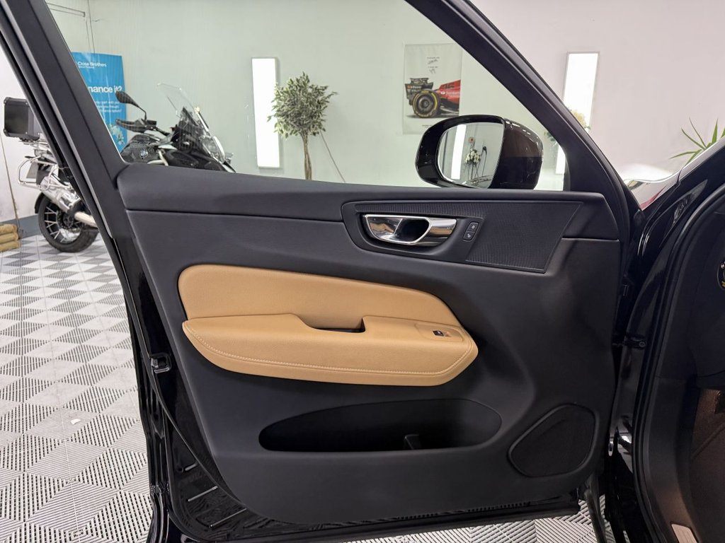 Used Volvo XC60 2018 for sale - 76711331: Photo 21