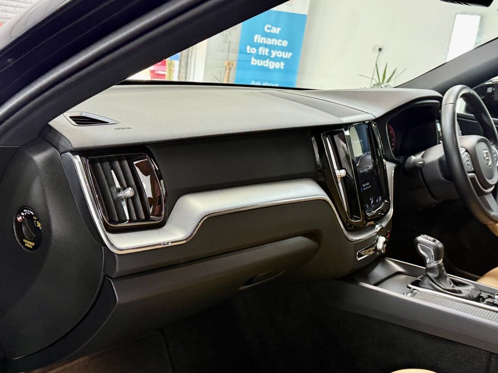 Used Volvo XC60 2018 for sale - 76711331: Photo 25