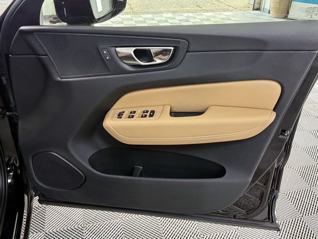 Used Volvo XC60 2018 for sale - 76711331: Photo 26