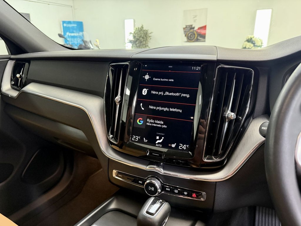 Used Volvo XC60 2018 for sale - 76711331: Photo 31