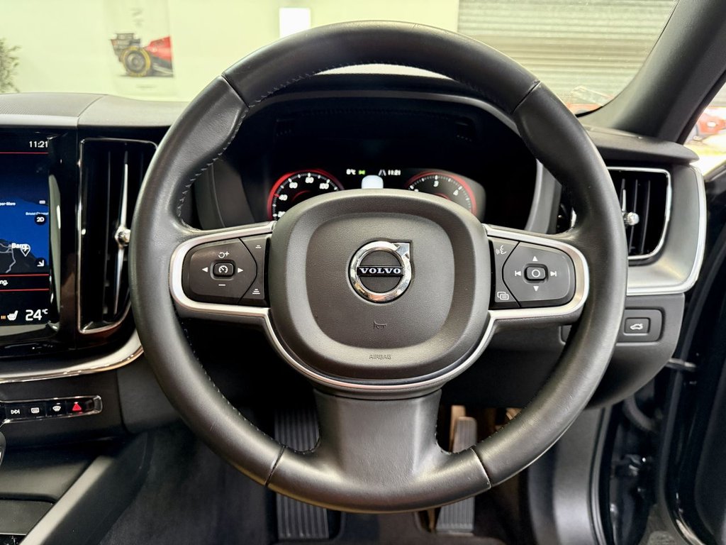 Used Volvo XC60 2018 for sale - 76711331: Photo 33