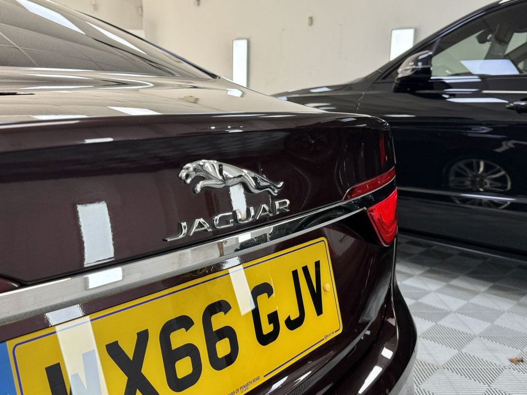 Used Jaguar XF 2017 for sale - 76698708: Photo 16