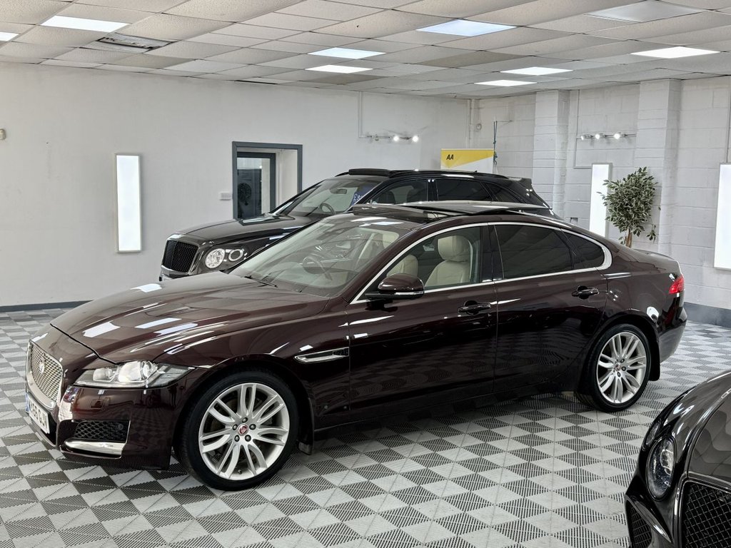 Used Jaguar XF 2017 for sale - 76698708: Photo 9