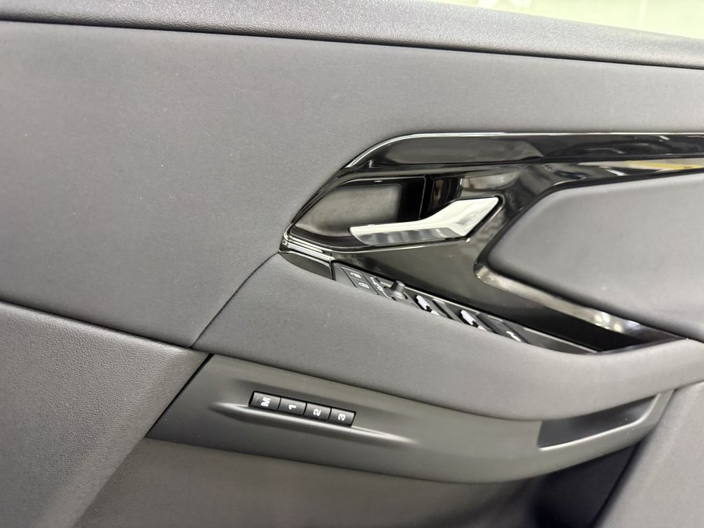 Used Land Rover Range Rover Evoque 2024 for sale - 77477567: Photo 37