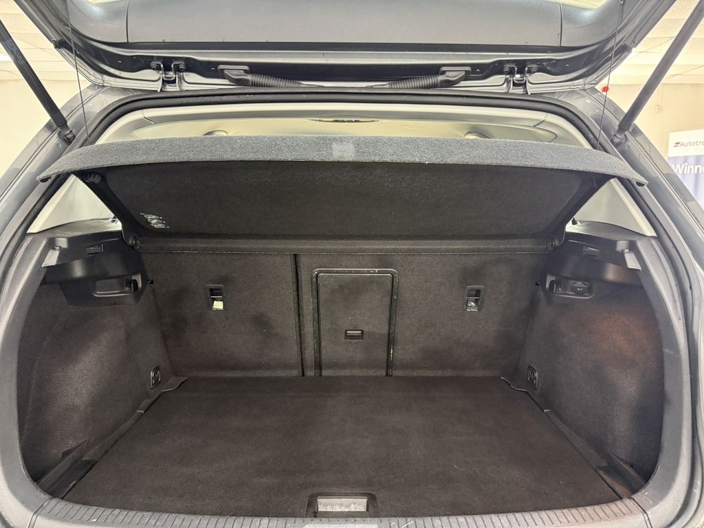 Used Volkswagen Golf 2017 for sale - 78153864: Photo 17