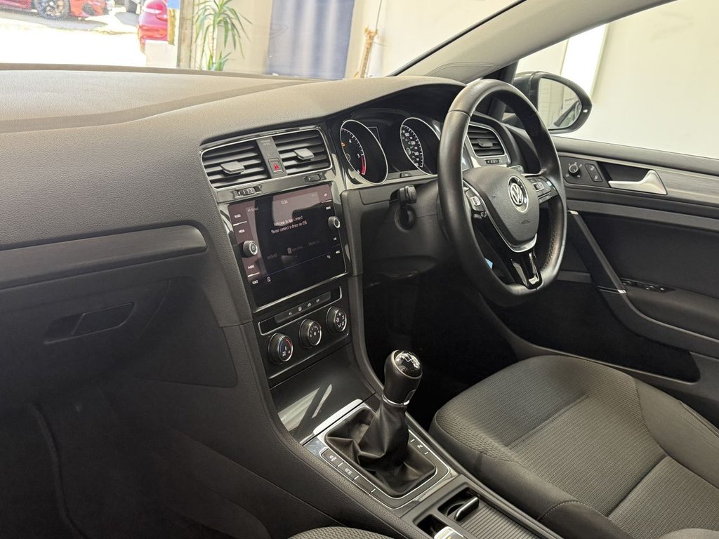 Used Volkswagen Golf 2017 for sale - 78153864: Photo 22