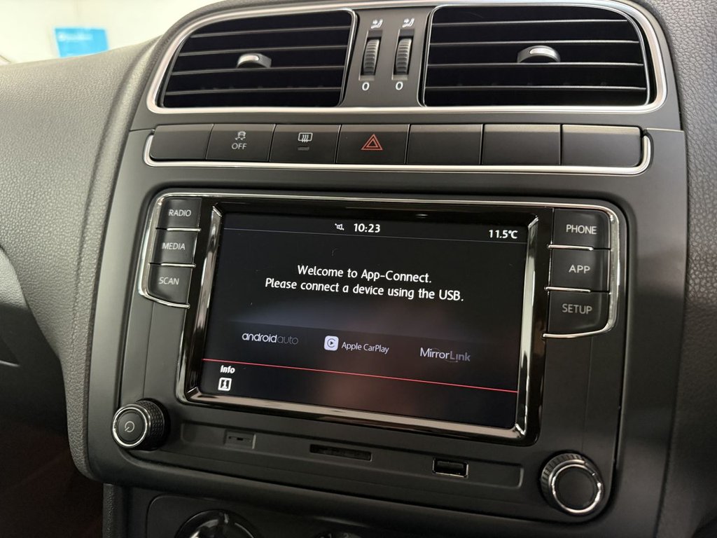 Used Volkswagen Golf 2013 for sale - 76406539: Photo 32