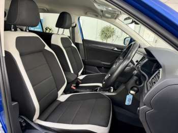 Used Volkswagen T-Roc 2021 for sale - 74884646: Photo