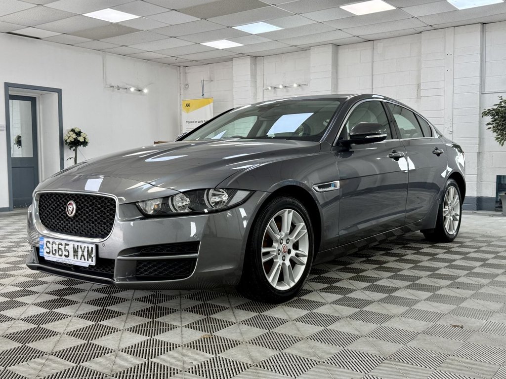 Used Jaguar XE 2015 for sale - 76617839: Photo 6