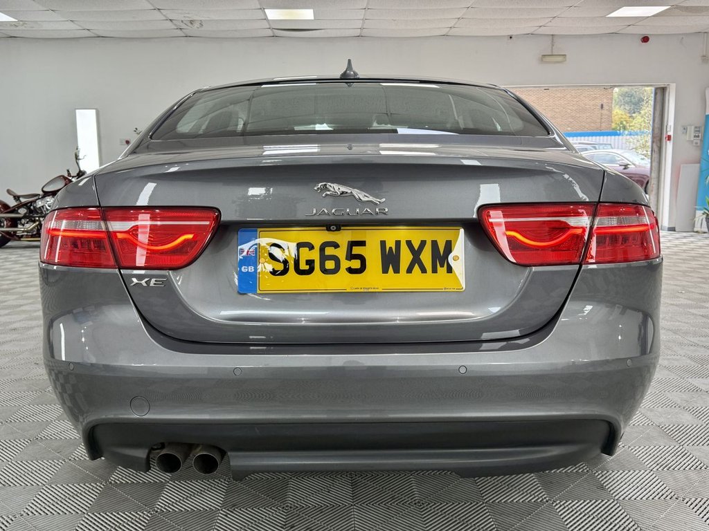 Used Jaguar XE 2015 for sale - 76617839: Photo 8