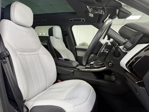 Used Land Rover Range Rover Sport 2022 for sale - 74973876: Photo 2