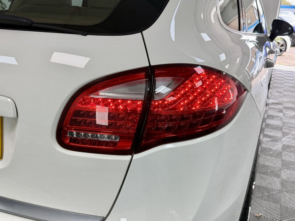 Used Porsche Cayenne 2010 for sale - 78200782: Photo 11