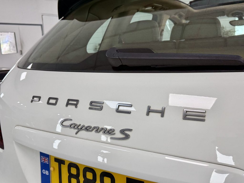 Used Porsche Cayenne 2010 for sale - 78200782: Photo 12