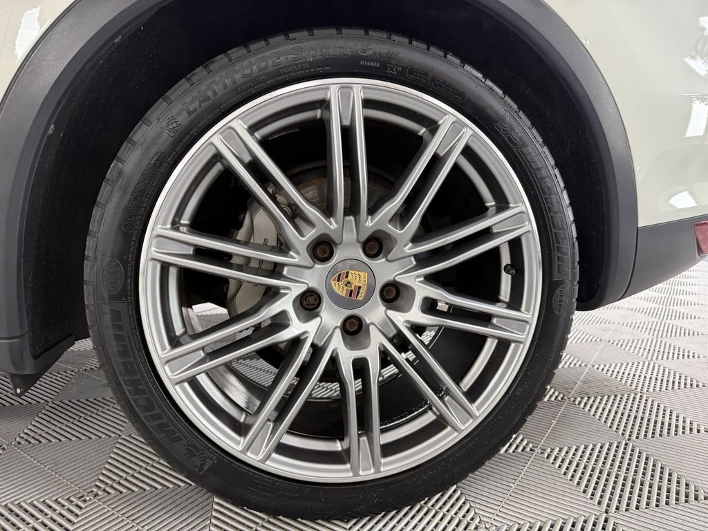 Used Porsche Cayenne 2010 for sale - 78200782: Photo 16