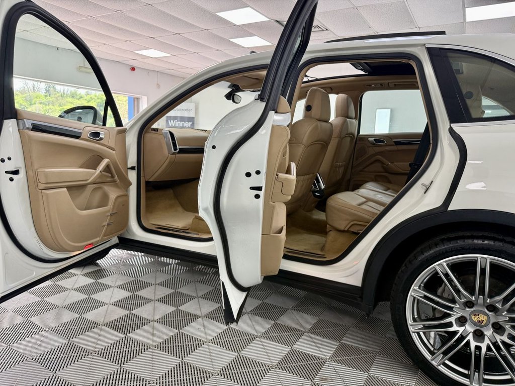 Used Porsche Cayenne 2010 for sale - 78200782: Photo 25