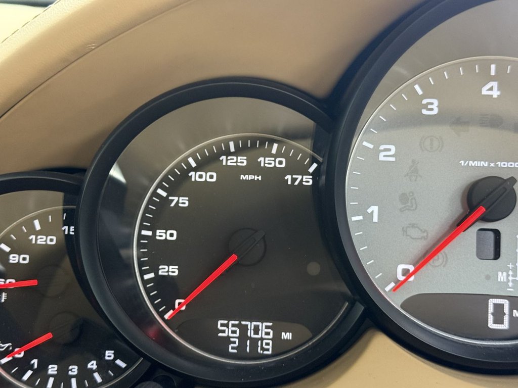 Used Porsche Cayenne 2010 for sale - 78200782: Photo 35