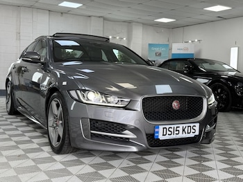Used Jaguar XE 2015 for sale - 78632175: Photo