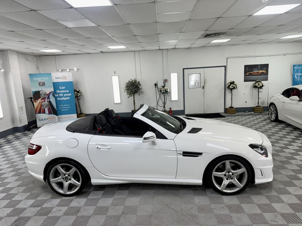 Used Mercedes-Benz SLK 2015 for sale - 76821046: Photo 13