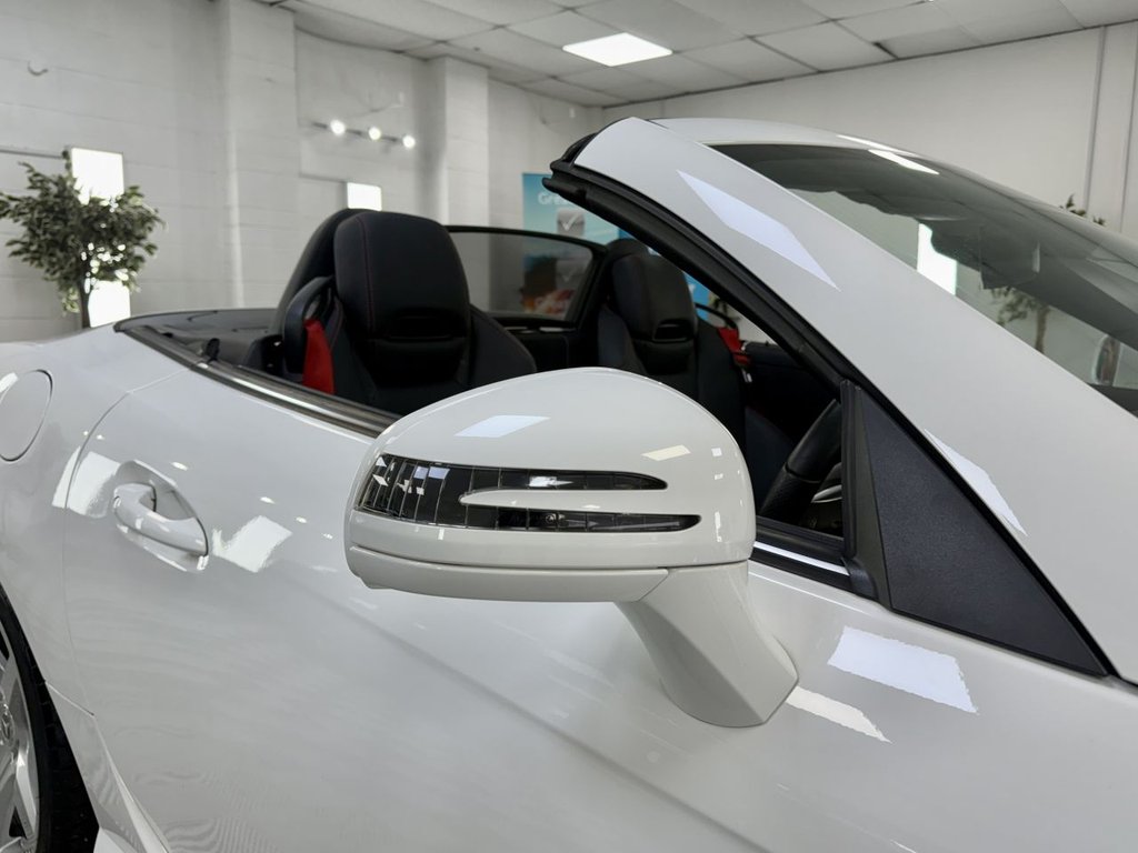 Used Mercedes-Benz SLK 2015 for sale - 76821046: Photo 17