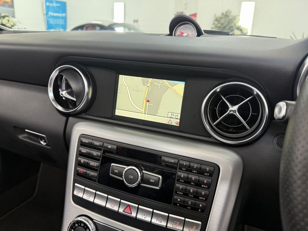 Used Mercedes-Benz SLK 2015 for sale - 76821046: Photo 31