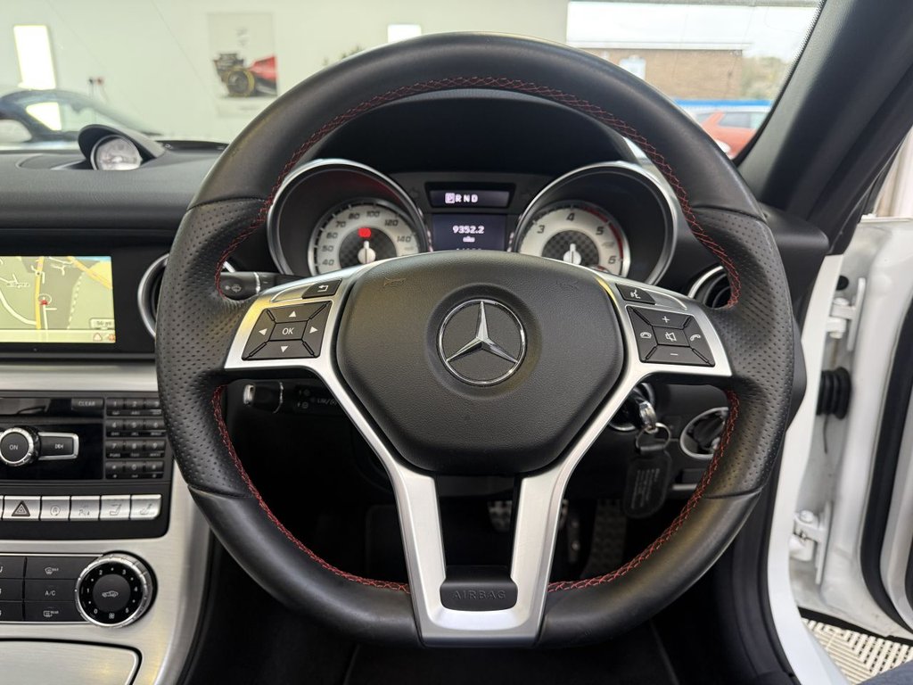 Used Mercedes-Benz SLK 2015 for sale - 76821046: Photo 33