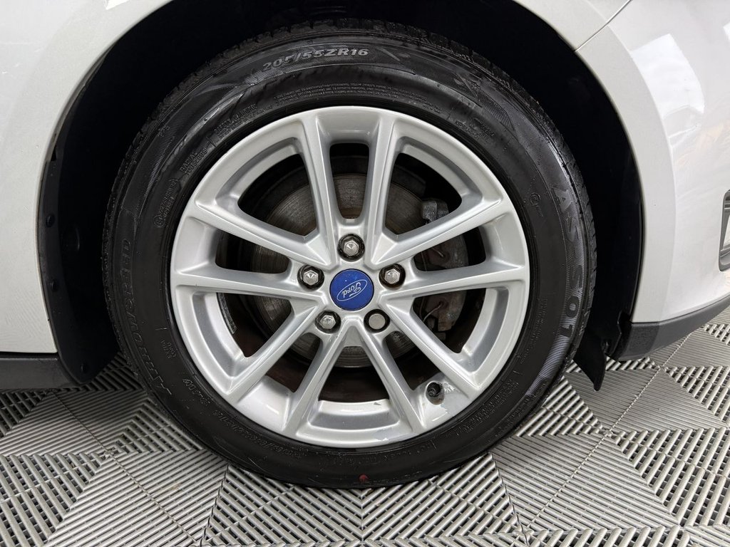 Used Ford Focus 2015 for sale - 77780205: Photo 12