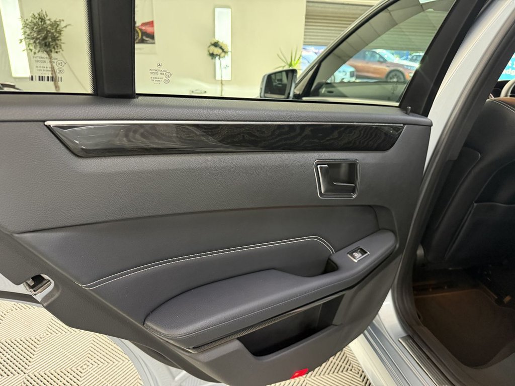 Used Mercedes-Benz E Class 2013 for sale - 76698428: Photo 26