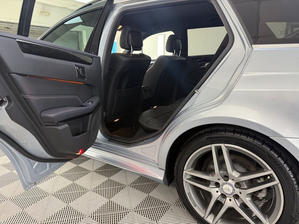 Used Mercedes-Benz E Class 2013 for sale - 76698428: Photo 27