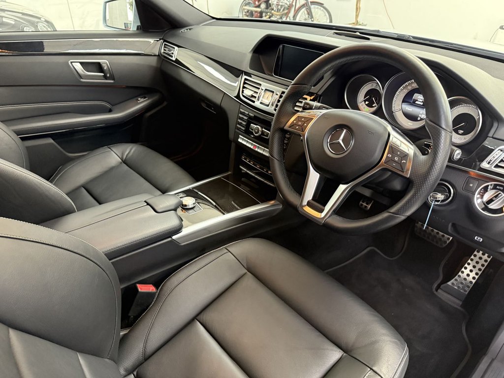 Used Mercedes-Benz E Class 2013 for sale - 76698428: Photo 35