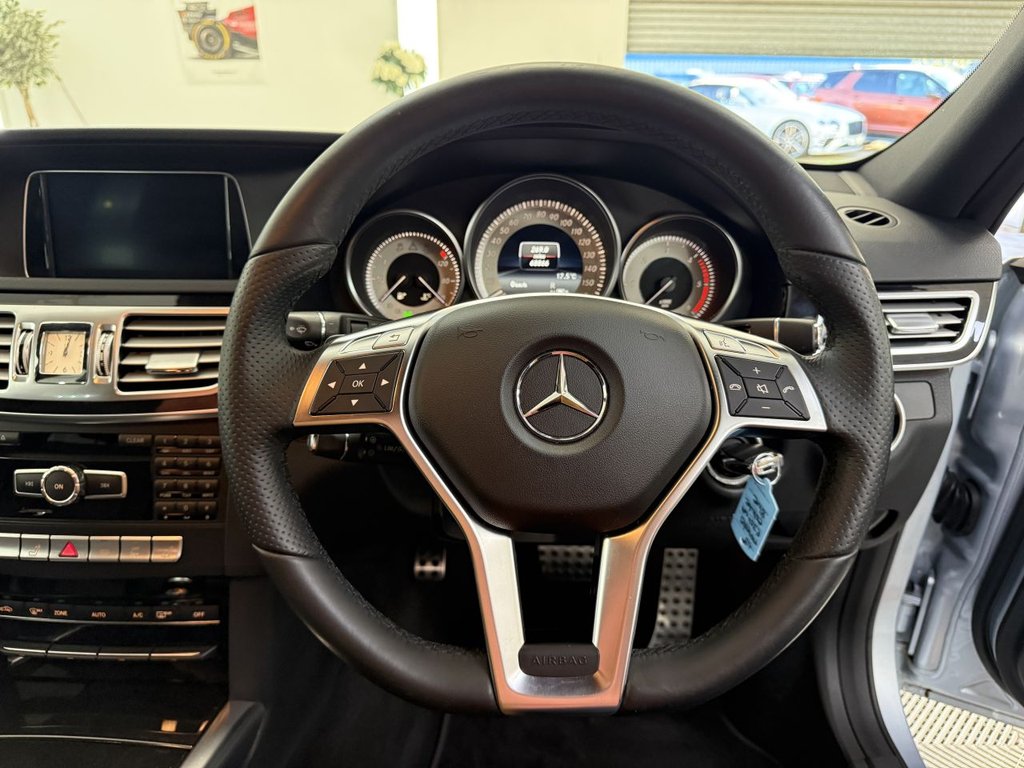 Used Mercedes-Benz E Class 2013 for sale - 76698428: Photo 37