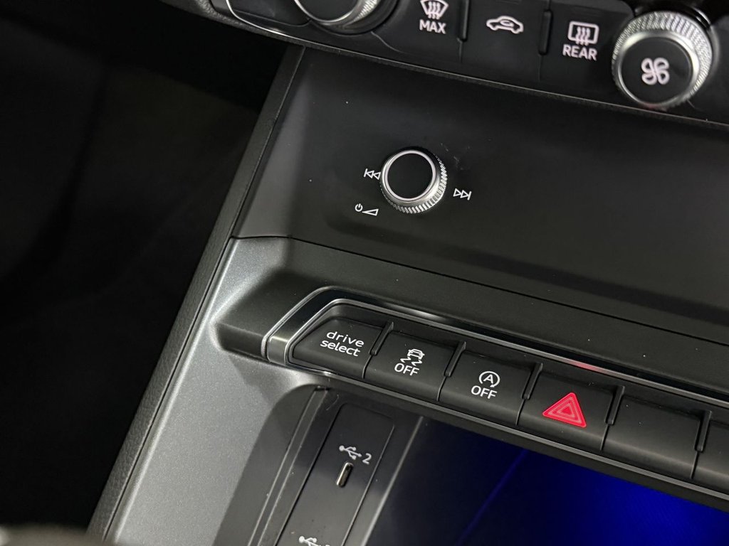 Used Audi Q3 2019 for sale - 78097055: Photo 40