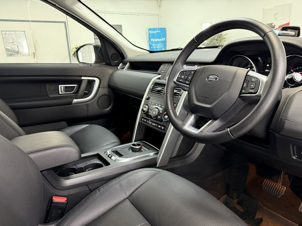 Used Land Rover Discovery Sport 2018 for sale - 76582554: Photo 28
