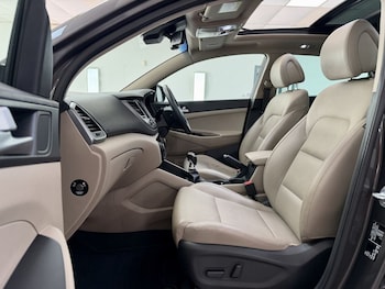 Used Hyundai TUCSON 2015 for sale - 79461810: Photo