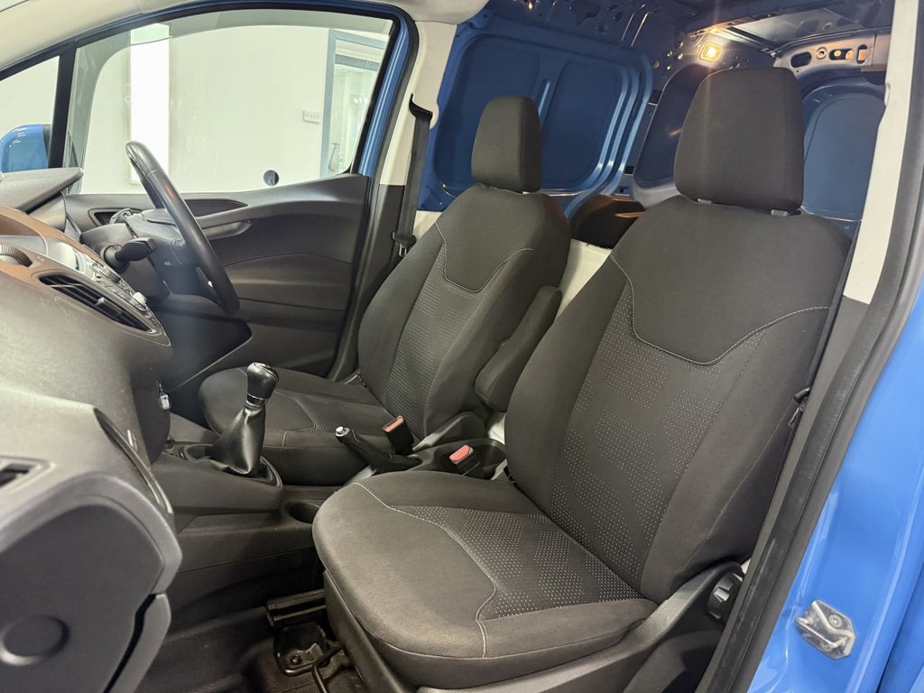 Used Ford Transit Courier 2015 for sale - 76470577: Photo 22