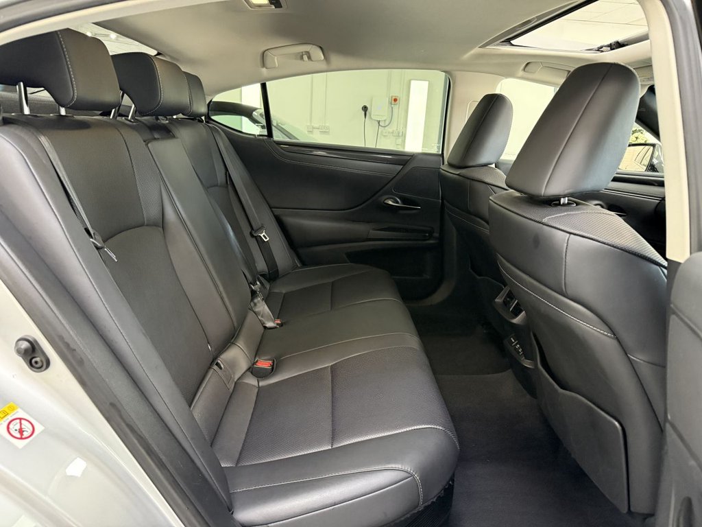 Used Lexus ES 2019 for sale - 77835511: Photo 15