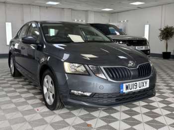2019 (19) - 1.6 TDI SCR SE Technology Hatchback 5dr Diesel DSG Euro 6 (s/s) (115 ps)