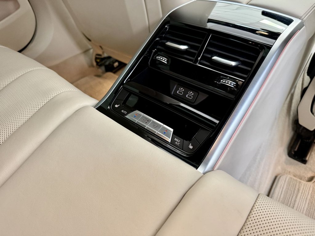 Used BMW 8 Series 2022 for sale - 78056528: Photo 25