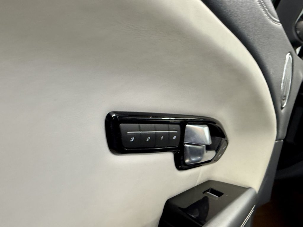 Used Land Rover Range Rover Evoque 2018 for sale - 77520823: Photo 31