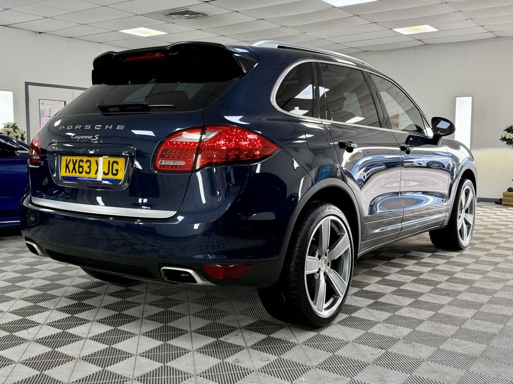 Used Porsche Cayenne 2013 for sale - 76367600: Photo 11