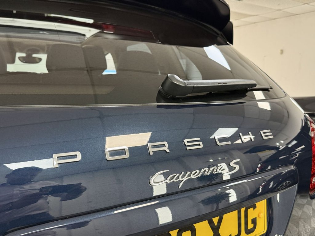 Used Porsche Cayenne 2013 for sale - 76367600: Photo 13