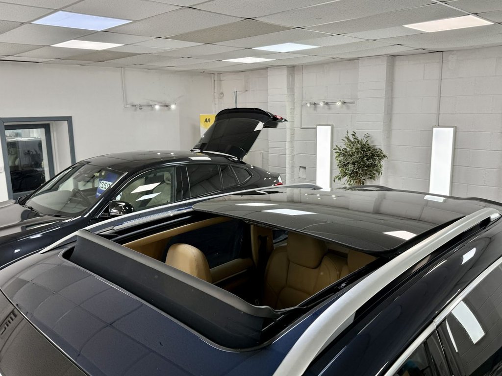 Used Porsche Cayenne 2013 for sale - 76367600: Photo 17