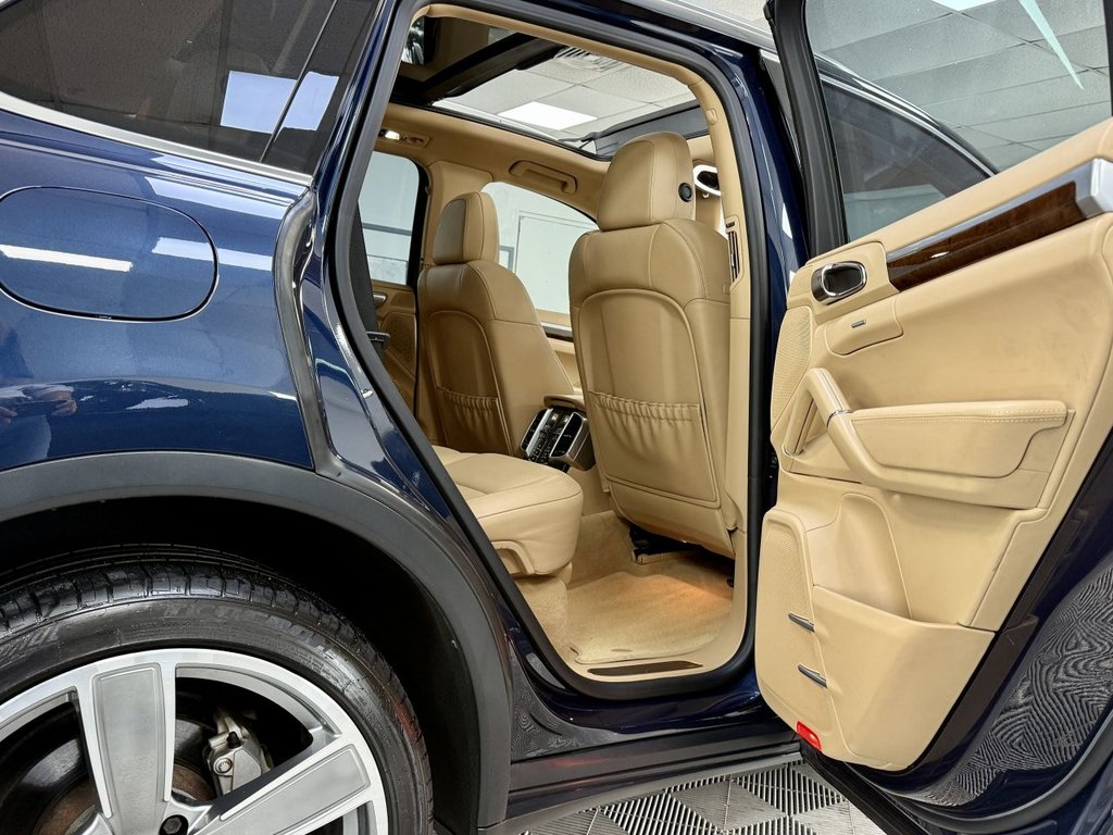 Used Porsche Cayenne 2013 for sale - 76367600: Photo 19