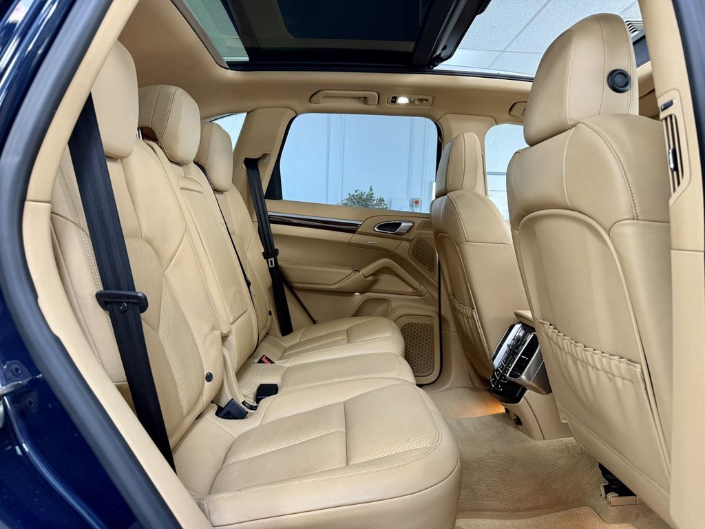 Used Porsche Cayenne 2013 for sale - 76367600: Photo 21