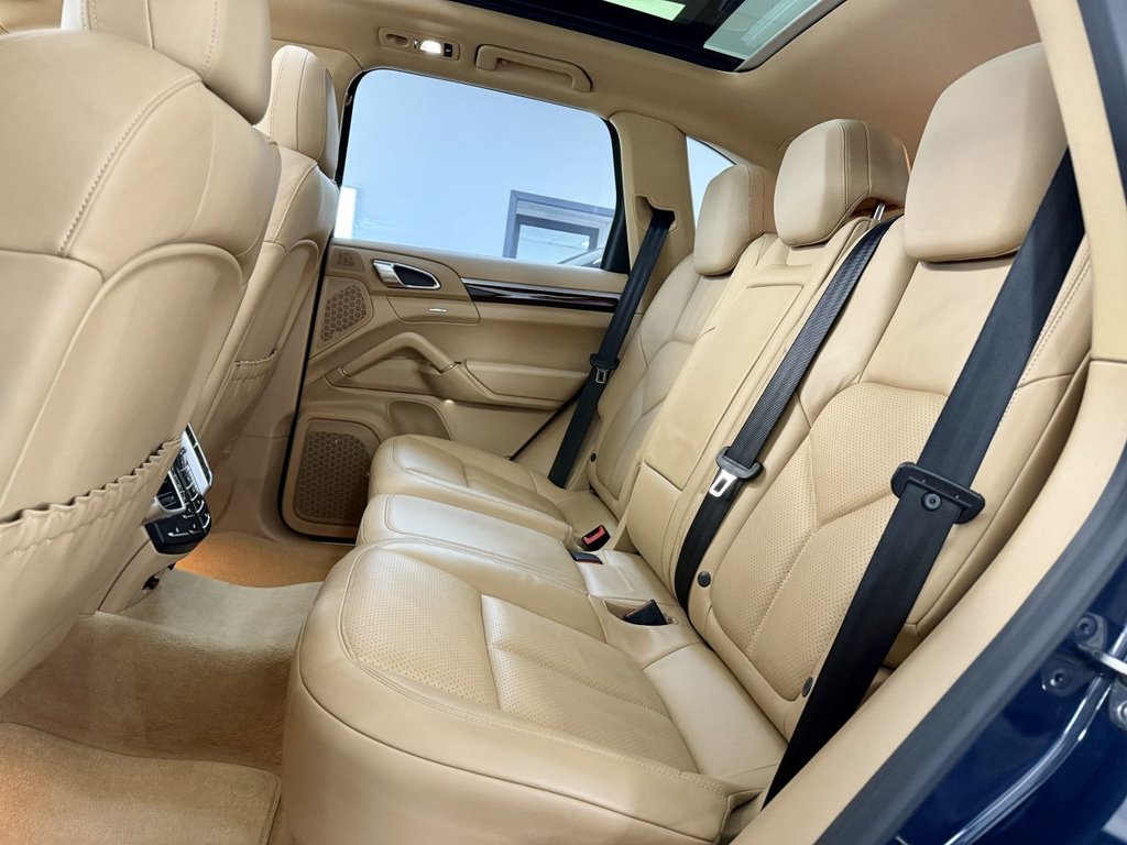 Used Porsche Cayenne 2013 for sale - 76367600: Photo 26