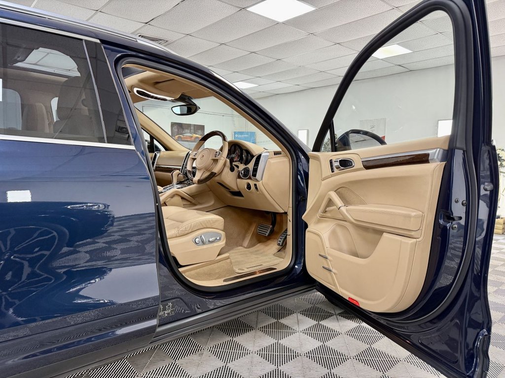 Used Porsche Cayenne 2013 for sale - 76367600: Photo 36