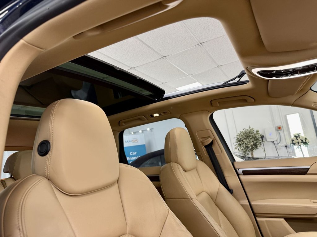 Used Porsche Cayenne 2013 for sale - 76367600: Photo 39