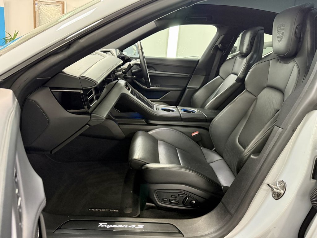 Used Porsche Taycan 2021 for sale - 77370040: Photo 19