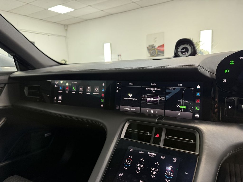 Used Porsche Taycan 2021 for sale - 77370040: Photo 26