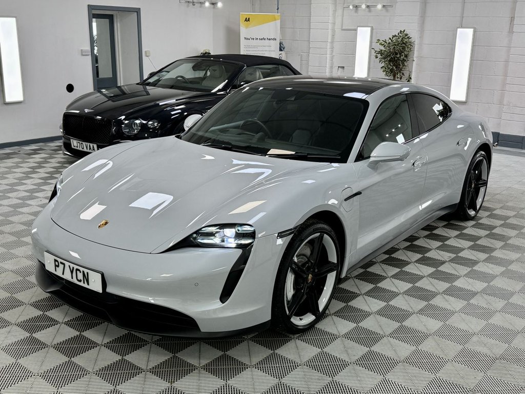 Used Porsche Taycan 2021 for sale - 77370040: Photo 8